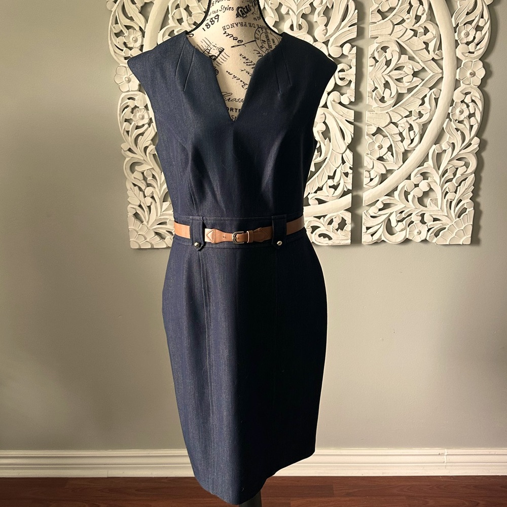 Women’s business style dress size 6
